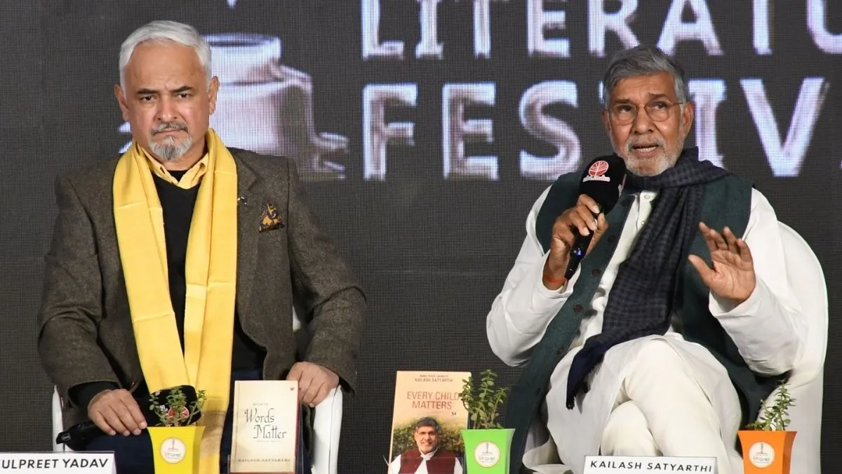 विश्व पुस्तक मेले में कैलाश सत्यार्थी दिया करुणा का ‘3डी’ मंत्र, पोलैंड के राजदूत से साझा किया इतिहास