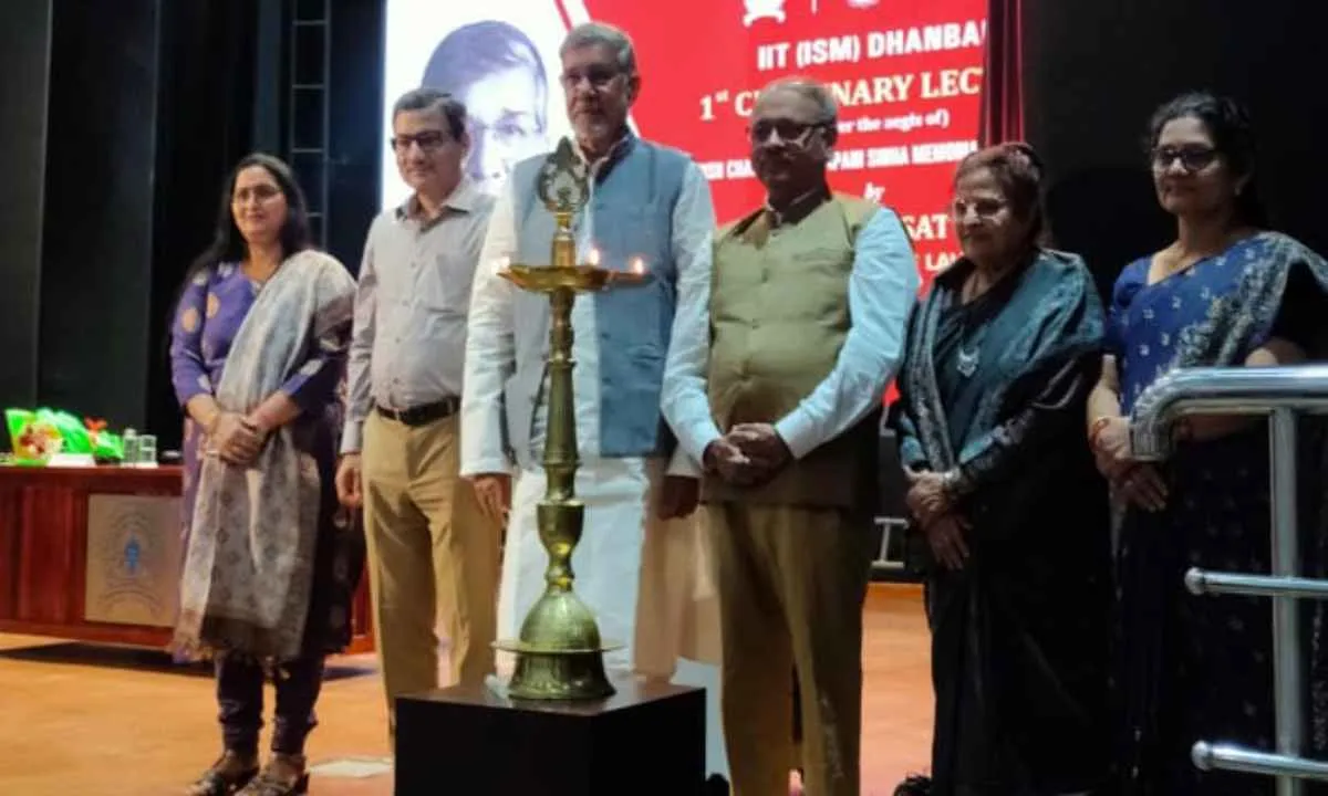 Dhanbad News: आईआईटी में नोबेल विजेता कैलाश सत्यार्थी का शताब्दी व्याख्यान, करुणा पर जोर