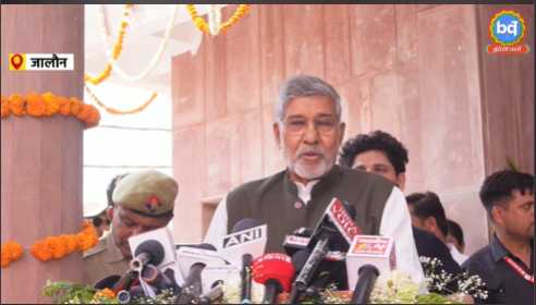 “पुस्तकालय भी एक जन आंदोलन बन सकता है”: #जालौन में कैलाश सत्यार्थी का प्रेरक संबोधन।